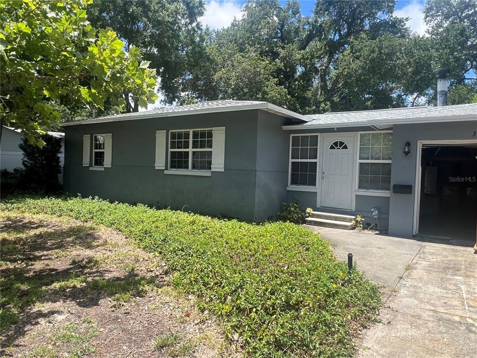 For Rent: $2,500 (2 beds, 1 baths, 1282 Square Feet)