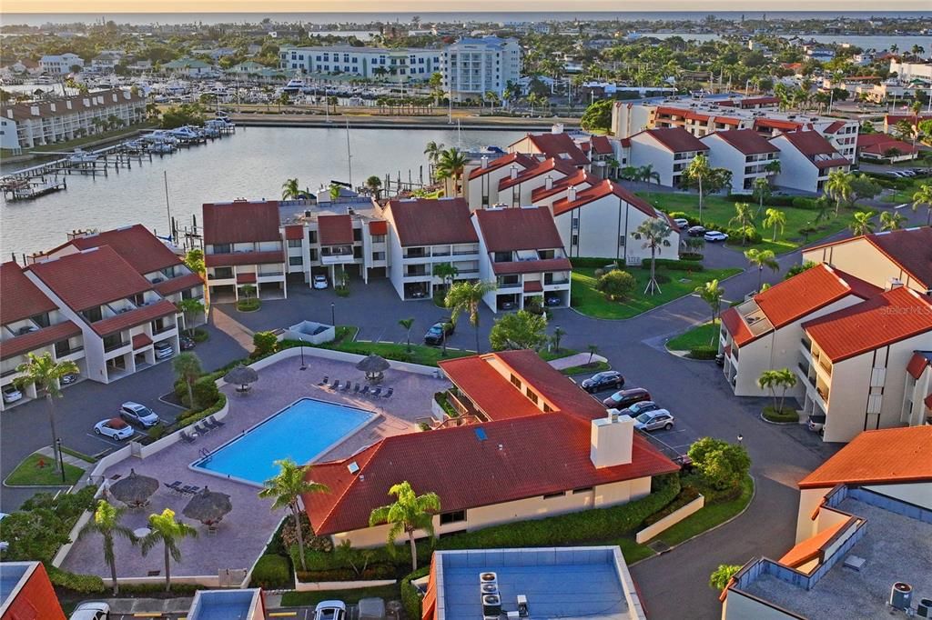 На продажу: $535,000 (3 спален, 3 ванн, 1500 Квадратных фут)