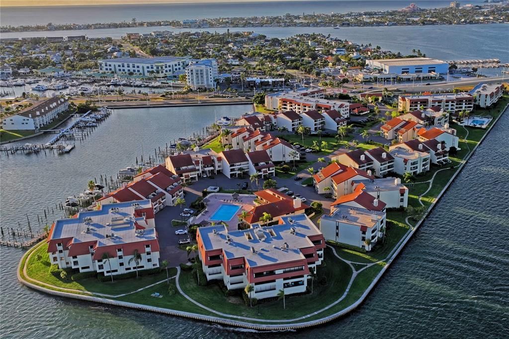 На продажу: $535,000 (3 спален, 3 ванн, 1500 Квадратных фут)
