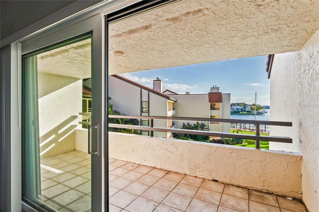 На продажу: $535,000 (3 спален, 3 ванн, 1500 Квадратных фут)