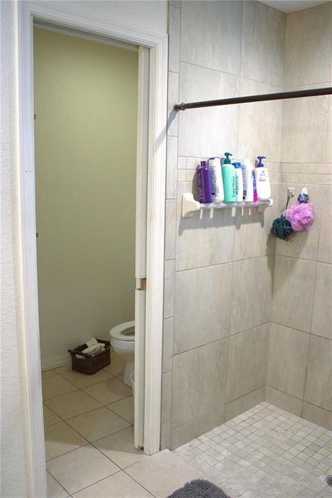 For Sale: $285,000 (3 beds, 2 baths, 1200 Square Feet)