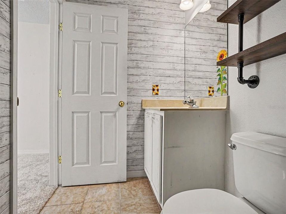 На продажу: $255,000 (3 спален, 3 ванн, 1187 Квадратных фут)