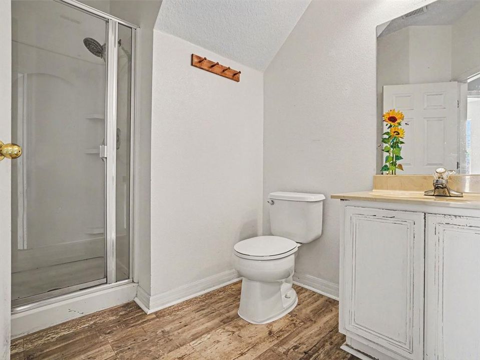 На продажу: $255,000 (3 спален, 3 ванн, 1187 Квадратных фут)