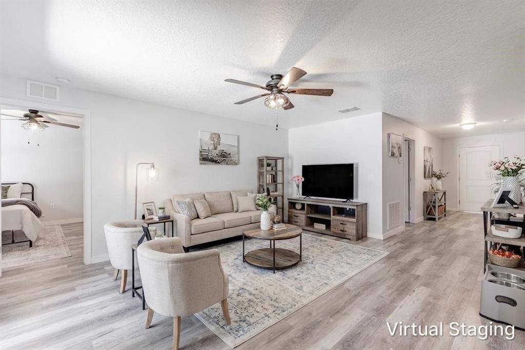 En Venta: $299,500 (3 camas, 2 baños, 1483 Pies cuadrados)