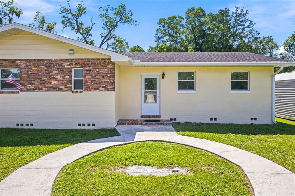 En Venta: $498,000 (4 camas, 3 baños, 2460 Pies cuadrados)