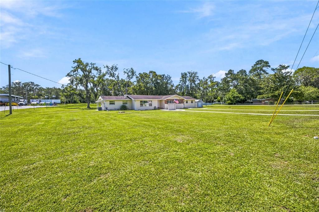 En Venta: $498,000 (4 camas, 3 baños, 2460 Pies cuadrados)
