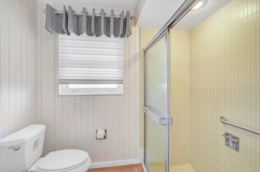 На продажу: $480,000 (3 спален, 2 ванн, 1811 Квадратных фут)