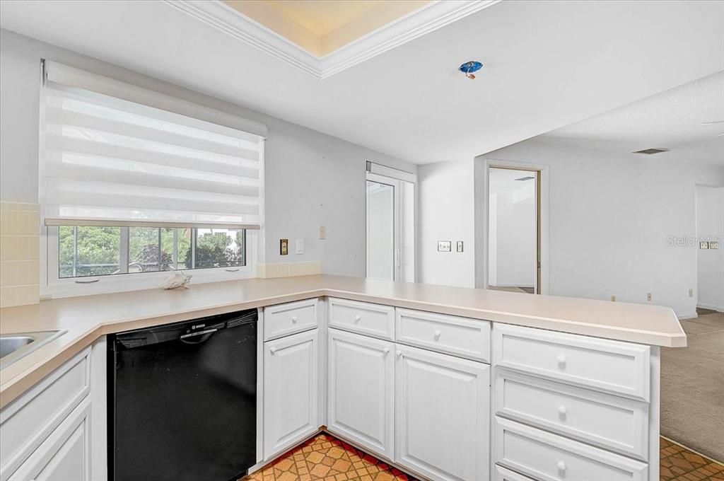На продажу: $480,000 (3 спален, 2 ванн, 1811 Квадратных фут)
