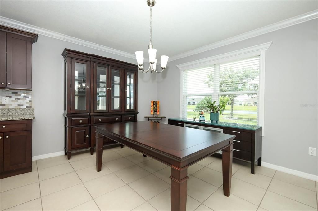 En Venta: $499,000 (4 camas, 2 baños, 2101 Pies cuadrados)