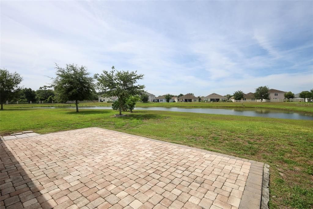 En Venta: $499,000 (4 camas, 2 baños, 2101 Pies cuadrados)