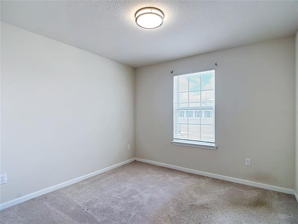 En Venta: $419,900 (4 camas, 2 baños, 2046 Pies cuadrados)
