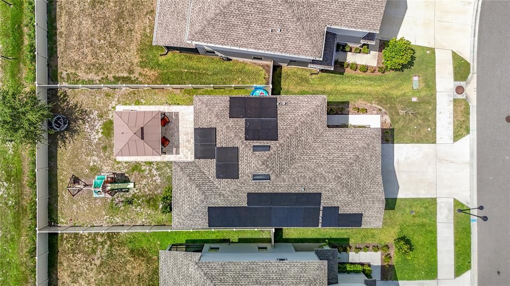 En Venta: $419,900 (4 camas, 2 baños, 2046 Pies cuadrados)