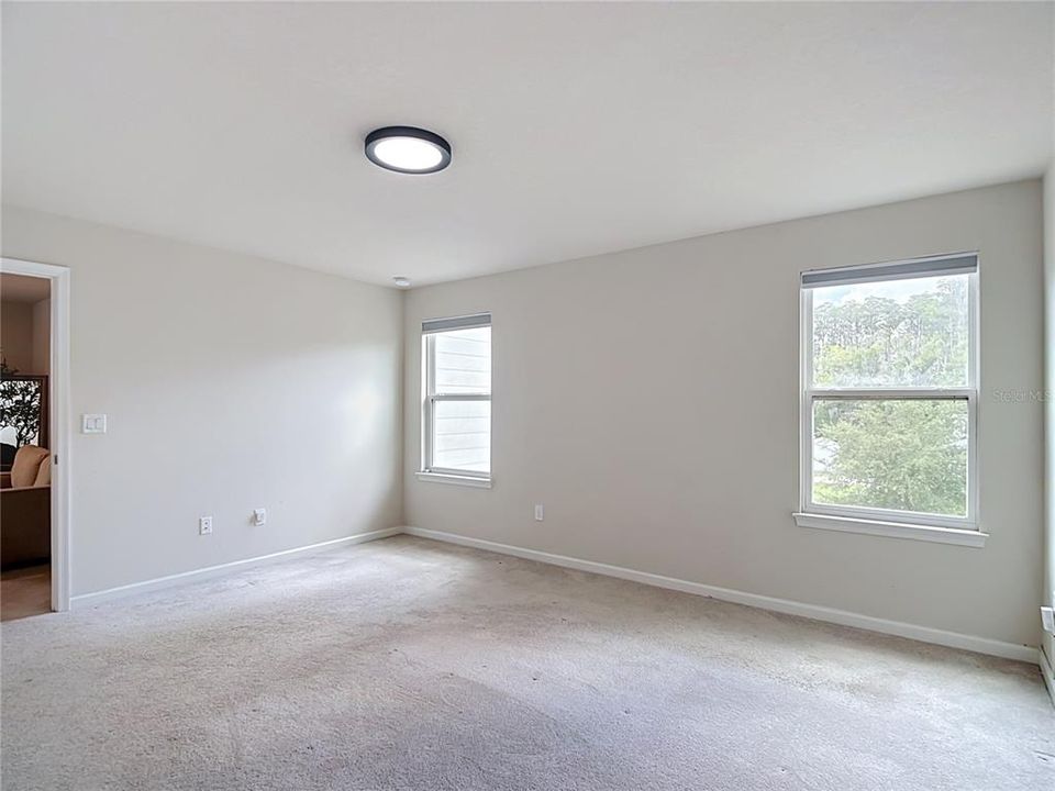 En Venta: $419,900 (4 camas, 2 baños, 2046 Pies cuadrados)
