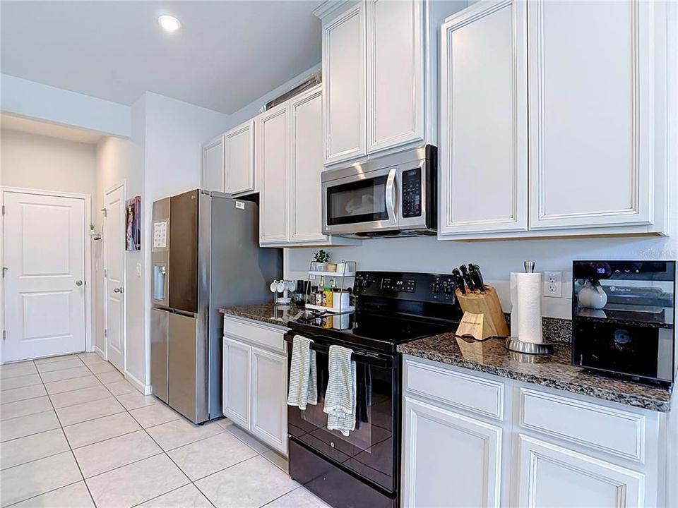 En Venta: $419,900 (4 camas, 2 baños, 2046 Pies cuadrados)