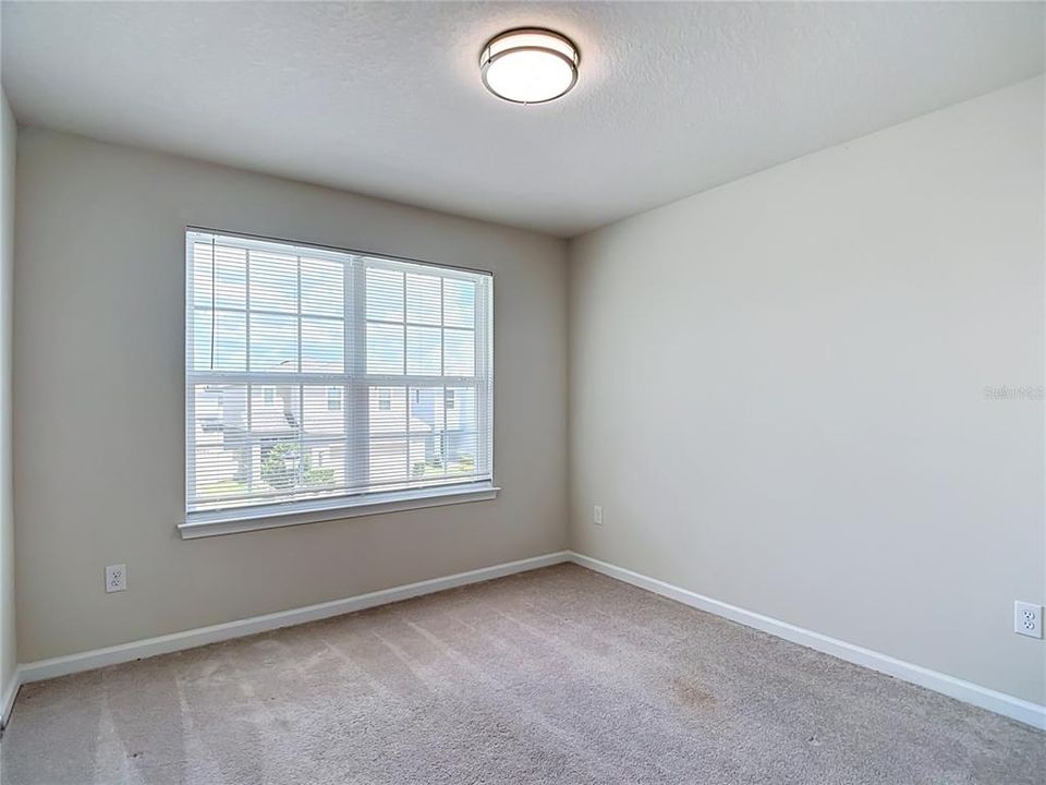 En Venta: $419,900 (4 camas, 2 baños, 2046 Pies cuadrados)