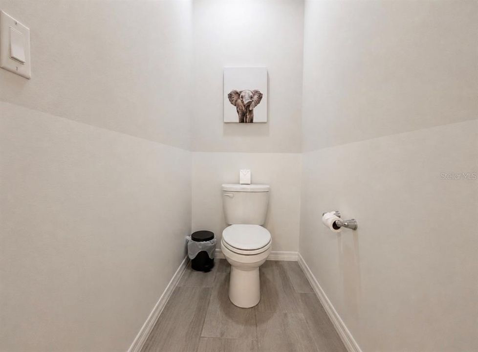 En Venta: $610,000 (4 camas, 3 baños, 3014 Pies cuadrados)