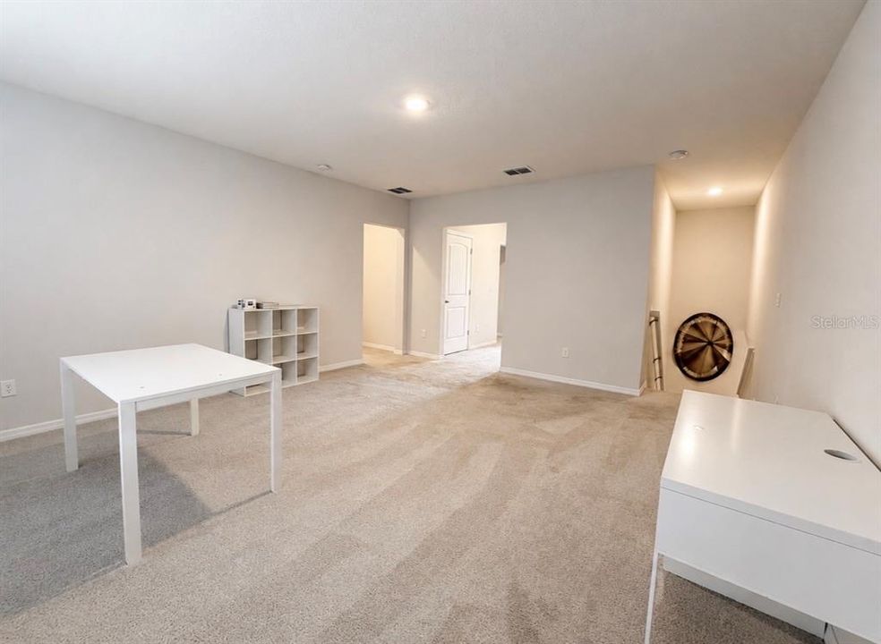 En Venta: $610,000 (4 camas, 3 baños, 3014 Pies cuadrados)