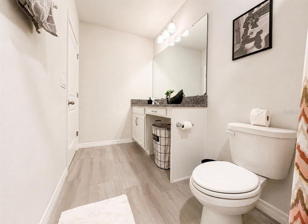 En Venta: $610,000 (4 camas, 3 baños, 3014 Pies cuadrados)