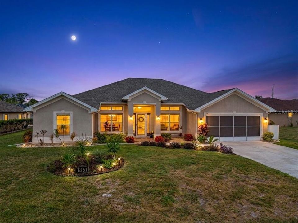 На продажу: $369,900 (4 спален, 2 ванн, 2145 Квадратных фут)