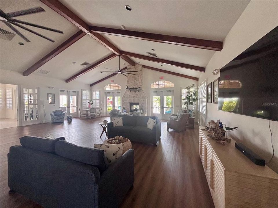 For Sale: $525,000 (3 beds, 3 baths, 2245 Square Feet)