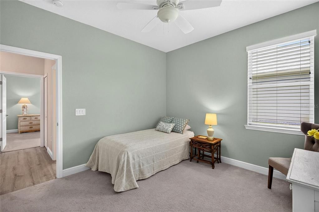 For Sale: $389,900 (4 beds, 2 baths, 1974 Square Feet)