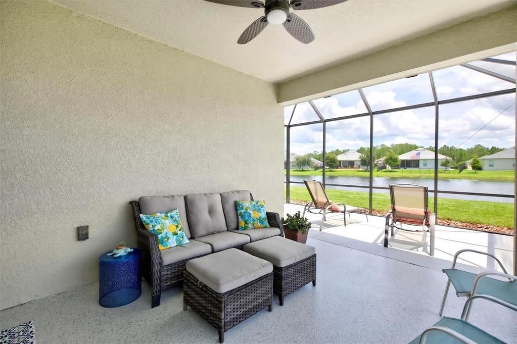 For Sale: $389,900 (4 beds, 2 baths, 1974 Square Feet)