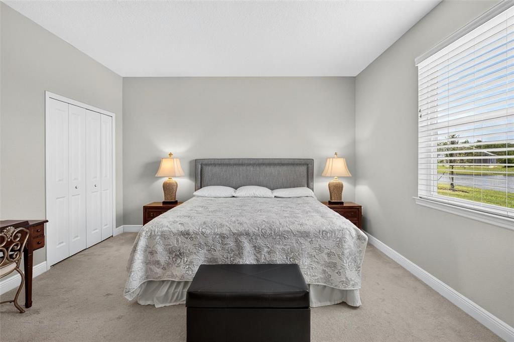 For Sale: $389,900 (4 beds, 2 baths, 1974 Square Feet)