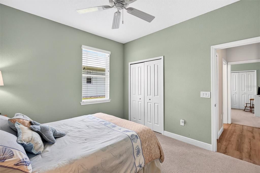 For Sale: $389,900 (4 beds, 2 baths, 1974 Square Feet)