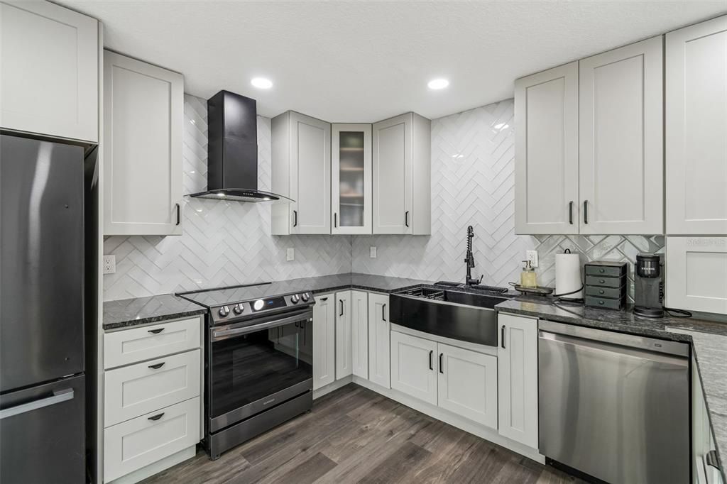 En Venta: $355,000 (3 camas, 2 baños, 1408 Pies cuadrados)