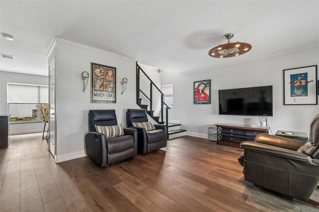 En Venta: $355,000 (3 camas, 2 baños, 1408 Pies cuadrados)
