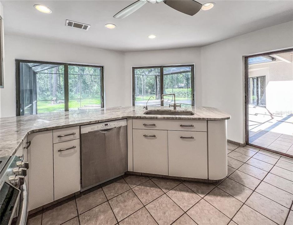 For Sale: $670,000 (3 beds, 2 baths, 2402 Square Feet)