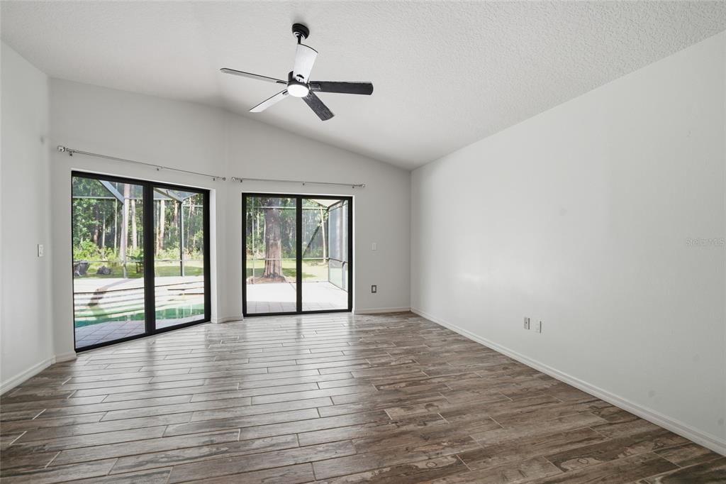 For Sale: $670,000 (3 beds, 2 baths, 2402 Square Feet)