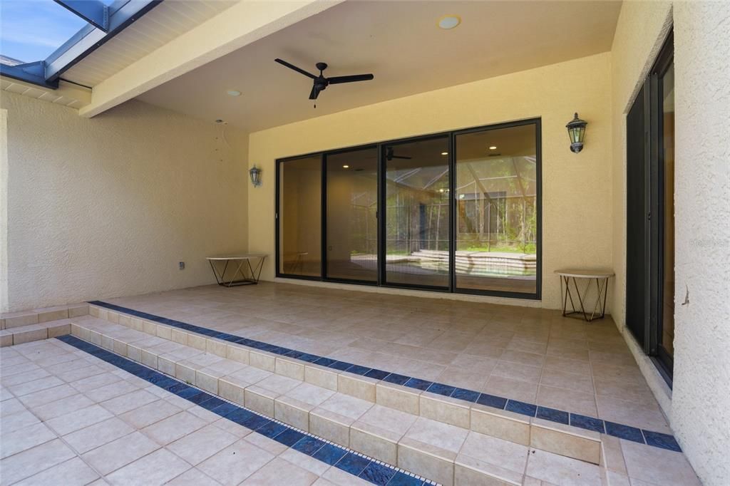 For Sale: $670,000 (3 beds, 2 baths, 2402 Square Feet)