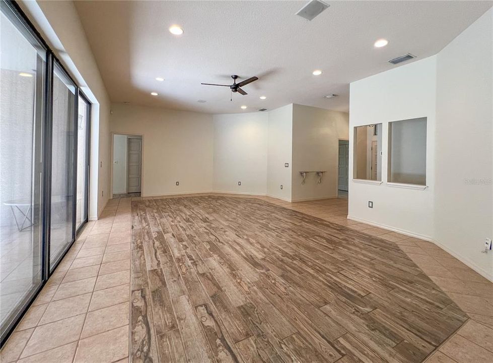 For Sale: $670,000 (3 beds, 2 baths, 2402 Square Feet)