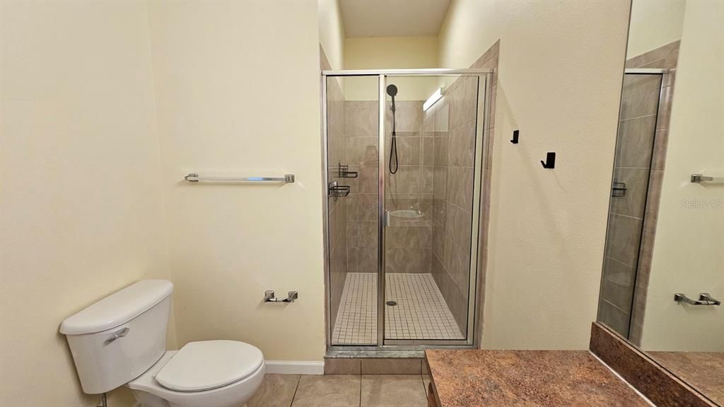 En Renta: $1,995 (2 camas, 2 baños, 1305 Pies cuadrados)