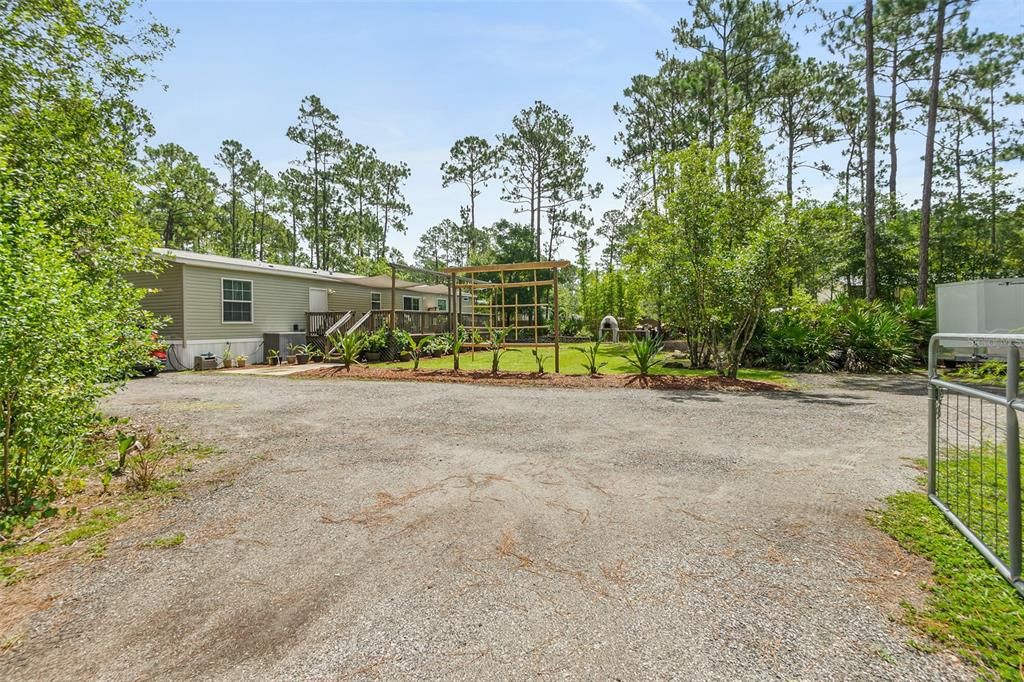 For Sale: $389,000 (4 beds, 2 baths, 1844 Square Feet)