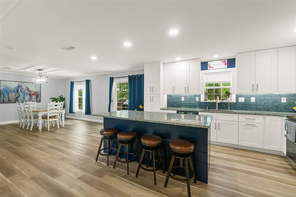 For Sale: $389,000 (4 beds, 2 baths, 1844 Square Feet)