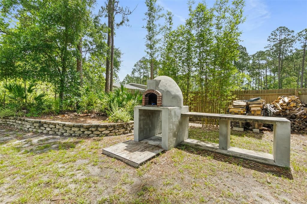 For Sale: $389,000 (4 beds, 2 baths, 1844 Square Feet)