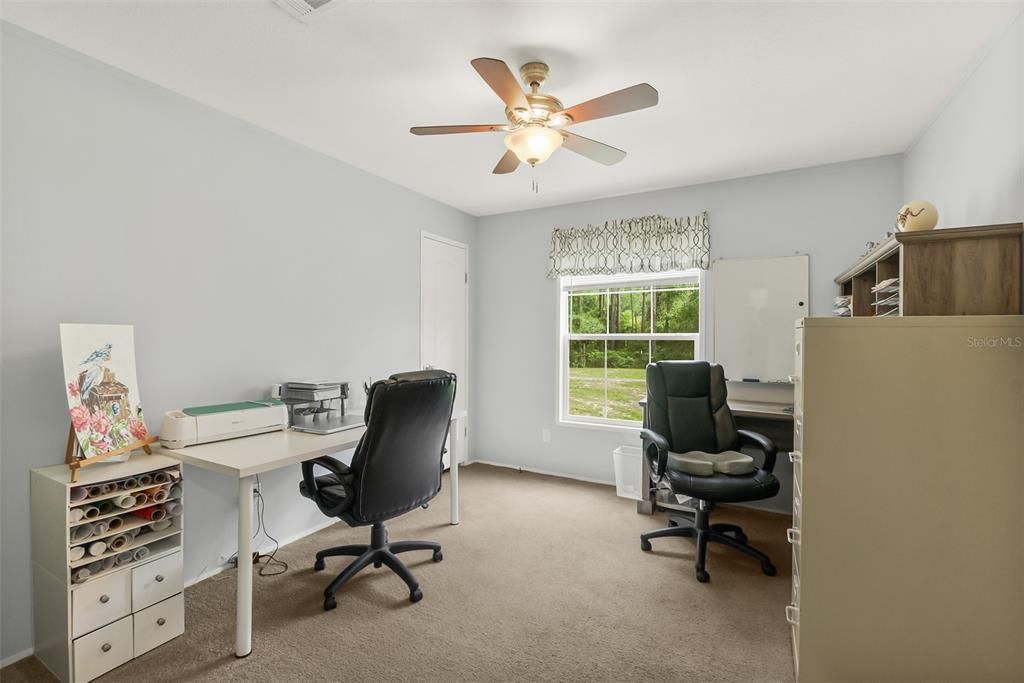 For Sale: $389,000 (4 beds, 2 baths, 1844 Square Feet)