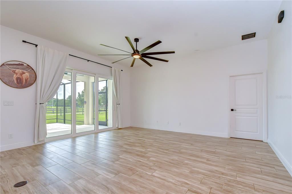 For Sale: $625,000 (3 beds, 2 baths, 2057 Square Feet)