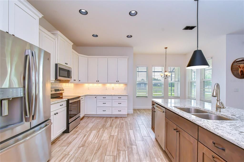 For Sale: $625,000 (3 beds, 2 baths, 2057 Square Feet)