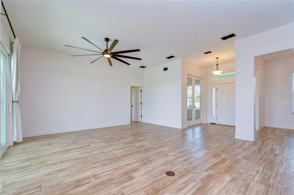 For Sale: $625,000 (3 beds, 2 baths, 2057 Square Feet)