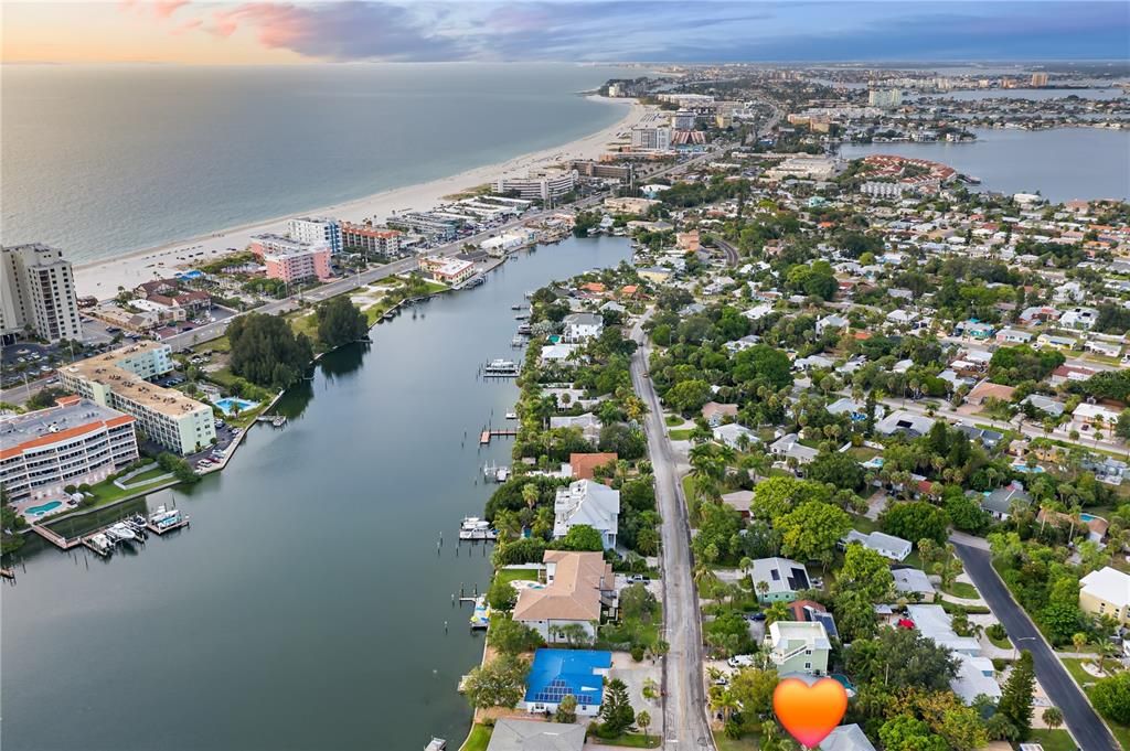 На продажу: $375,000 (0.15 acres)