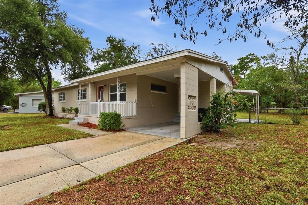 For Sale: $265,100 (3 beds, 2 baths, 1342 Square Feet)