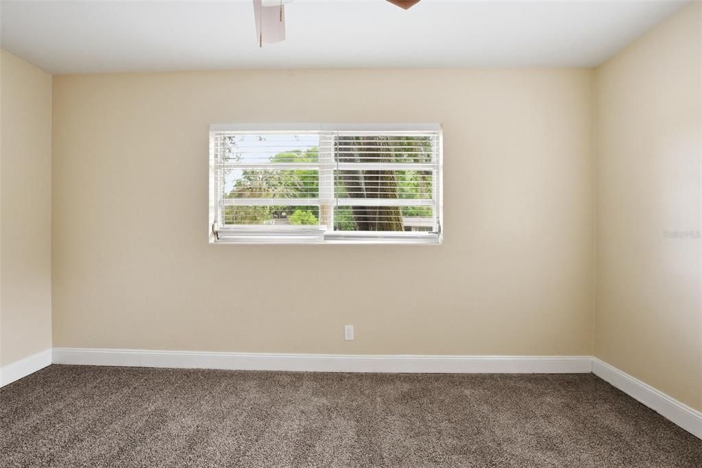 For Sale: $265,100 (3 beds, 2 baths, 1342 Square Feet)