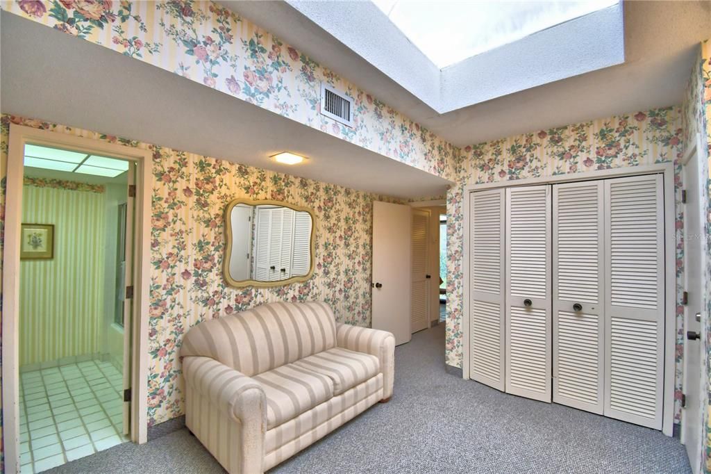 En Venta: $279,500 (2 camas, 2 baños, 2295 Pies cuadrados)
