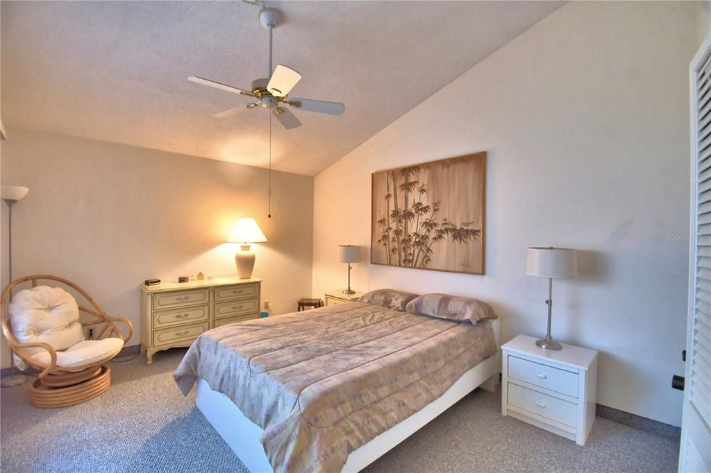 En Venta: $279,500 (2 camas, 2 baños, 2295 Pies cuadrados)