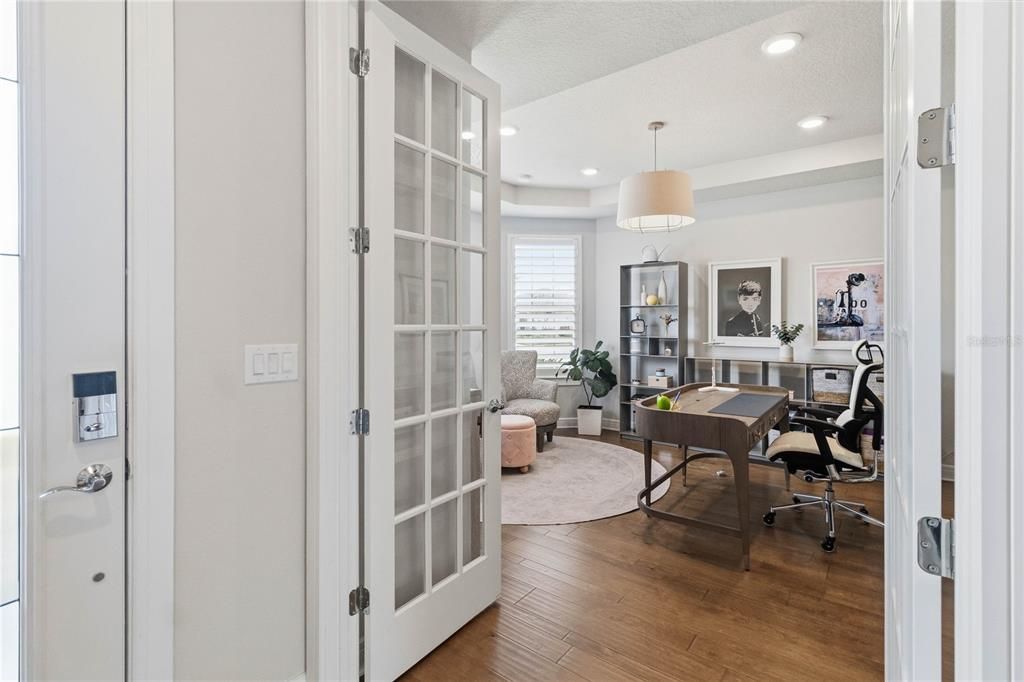 For Sale: $675,000 (2 beds, 2 baths, 2321 Square Feet)