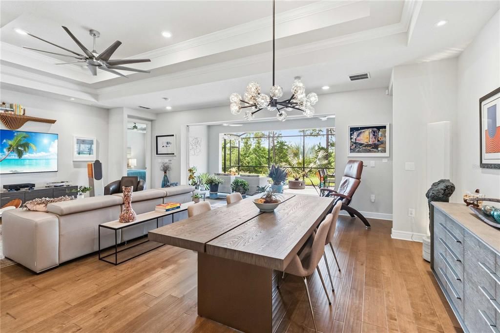 For Sale: $675,000 (2 beds, 2 baths, 2321 Square Feet)
