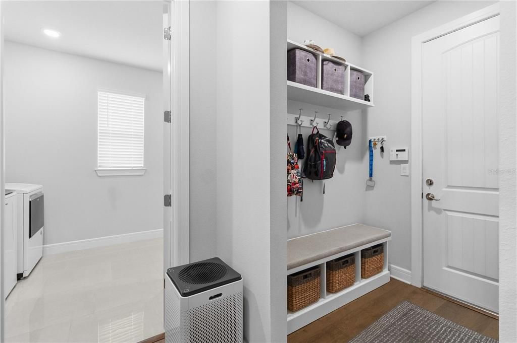 For Sale: $675,000 (2 beds, 2 baths, 2321 Square Feet)